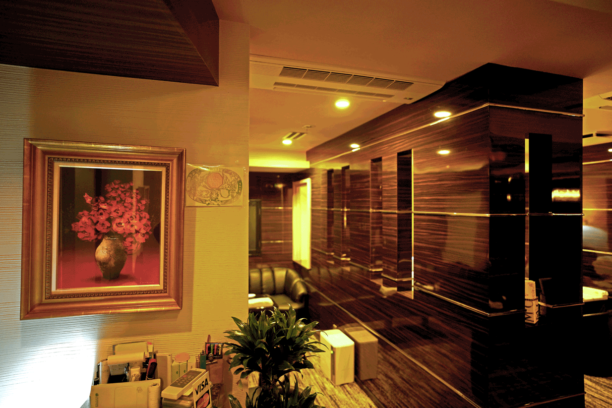 クラブEXEエグゼ店内